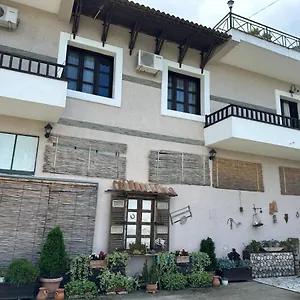 https://local-living-edi.albaniahotels.org